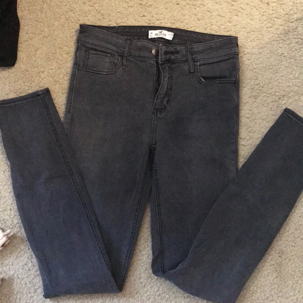 Dark grey/black jeans